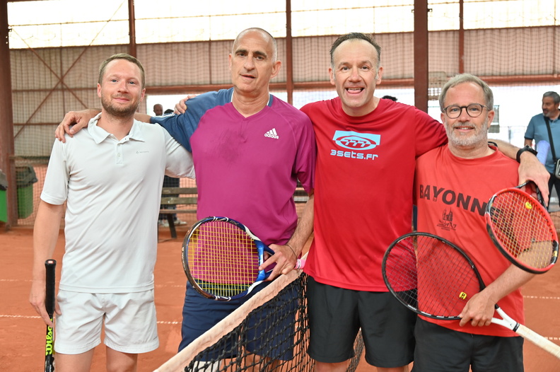 240609034FR Finalistes double Messieurs